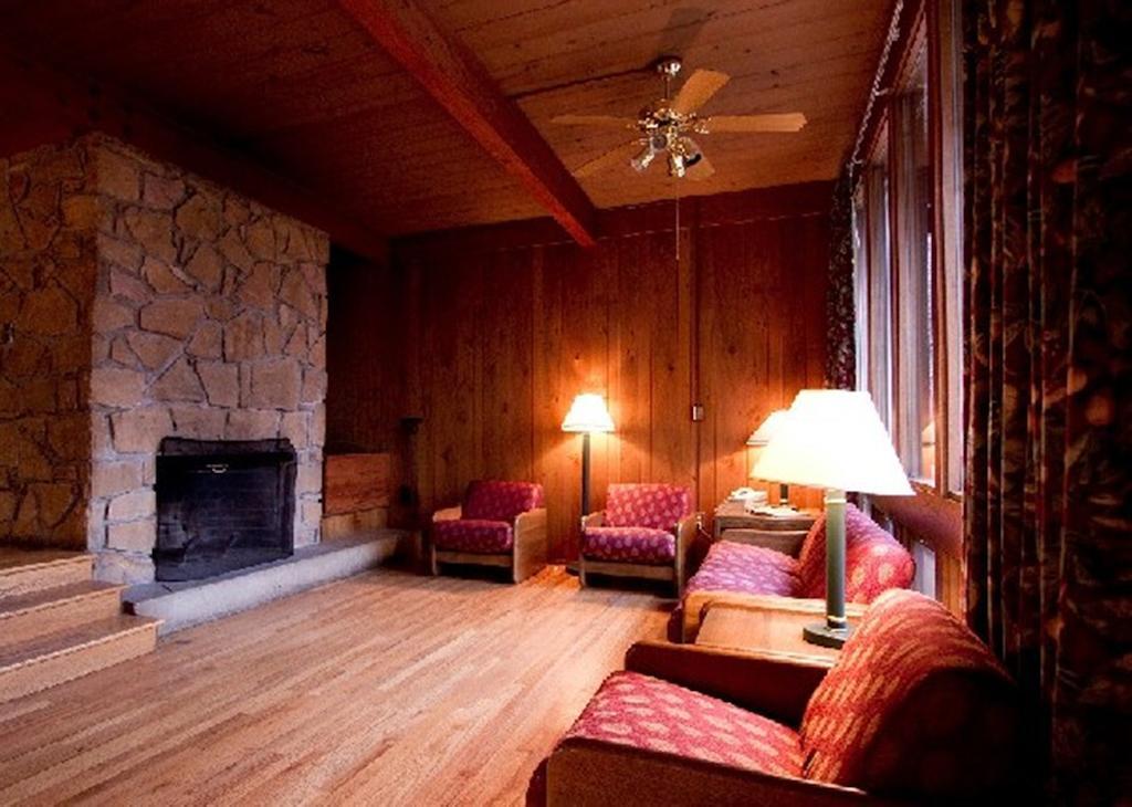 Pipestem Resort State Park Kamer foto