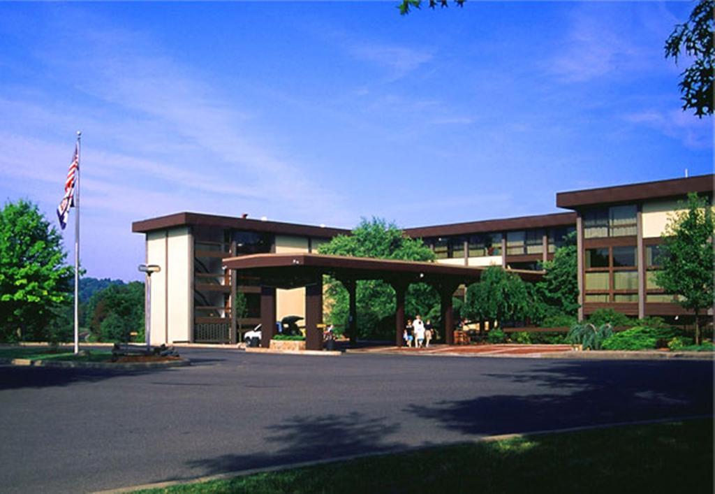 Pipestem Resort State Park Buitenkant foto